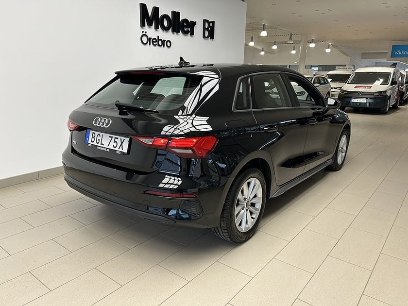 Bild 4 av Audi A3 Sportback 35 TFSI 150hk PROLINE