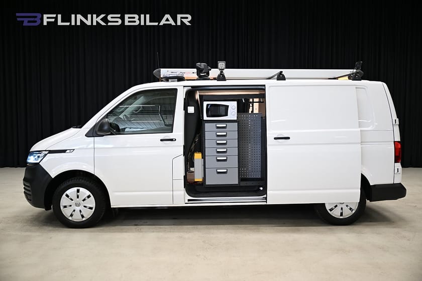 Bild 2 av Volkswagen Transporter 4Motion 150HK L2 Servicebil|Dubbeldörr|V-Inredd|SeUtr!!