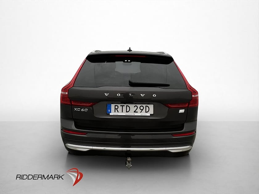 Bild 3 av Volvo XC60 Recharge T6 AWD 350hk P-Värmare Pano 360° Skinn