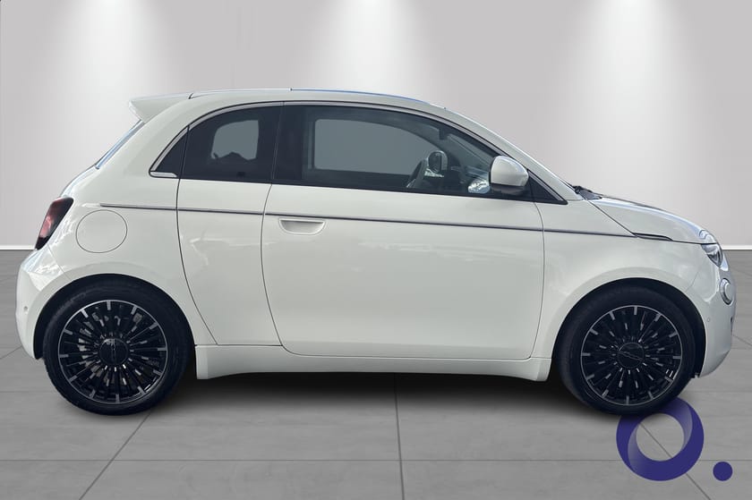 Bilde 5 av Fiat 500e 3+1 La Prima