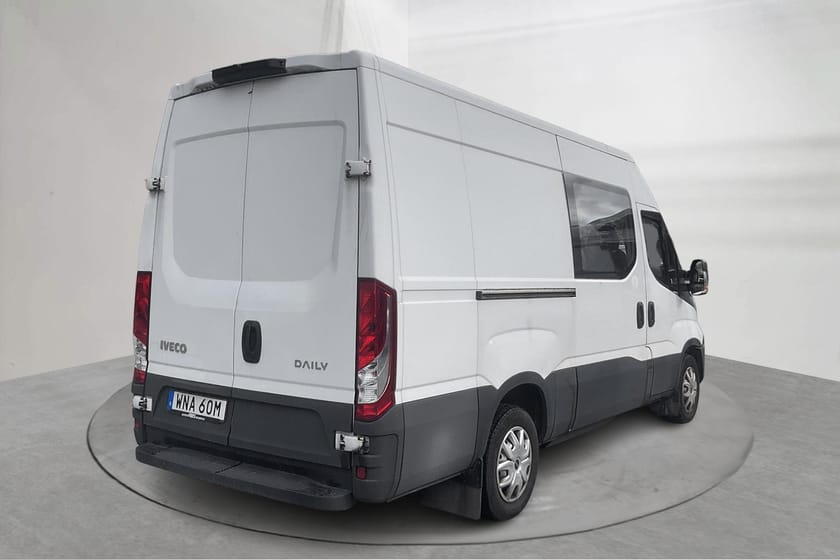 Bild 3 av Iveco Daily 35-NP Van