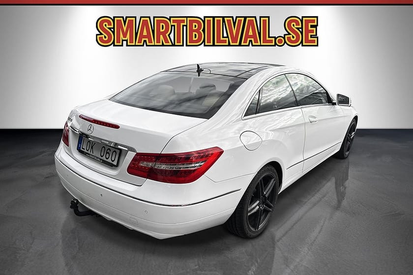 Bild 4 av Mercedes-Benz E 250 Coupé BE BlueEFFICIENCY Skinn Drag Panorama