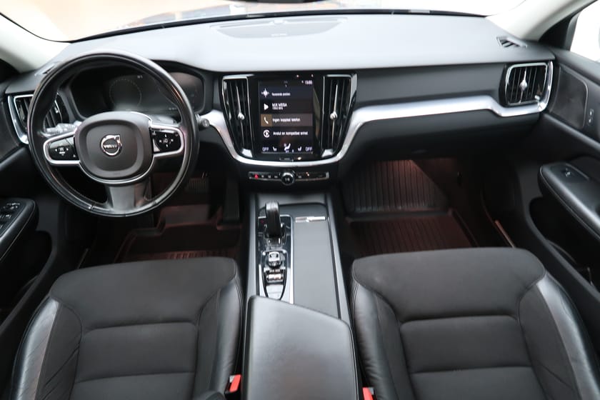 Bild 5 av Volvo V60 B4 Diesel Momentum Advanced SE