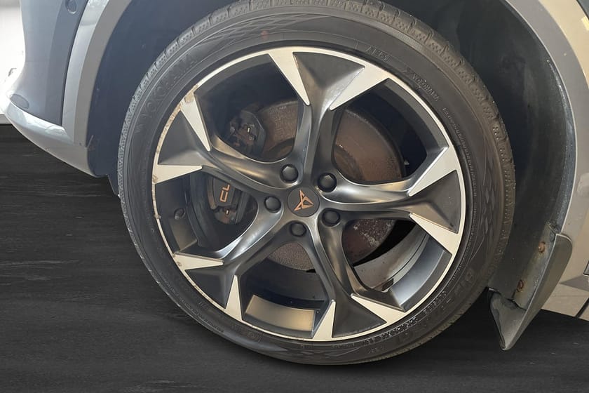 Bild 5 av CUPRA Formentor VZ e-Hybrid Euro 6