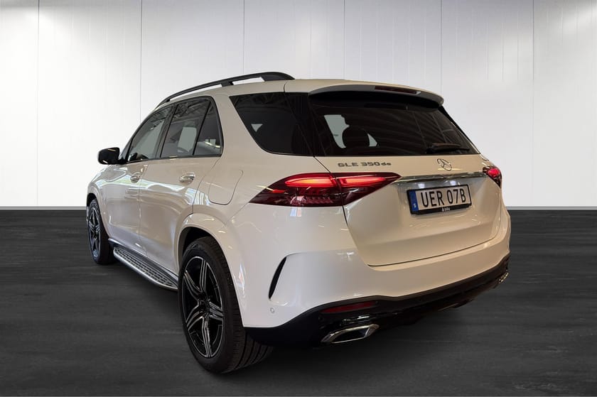 Bild 4 av Mercedes-Benz GLE 350 de 4MATIC Moms/AMG/Panorama/Burmester/Dragkrok