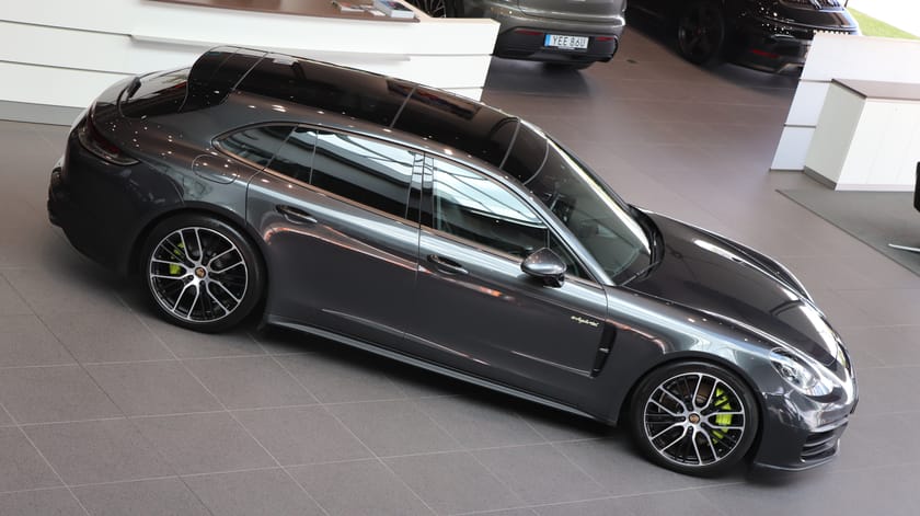 Bild 1 av Porsche Panamera 4 E-Hybrid Sport Turismo 