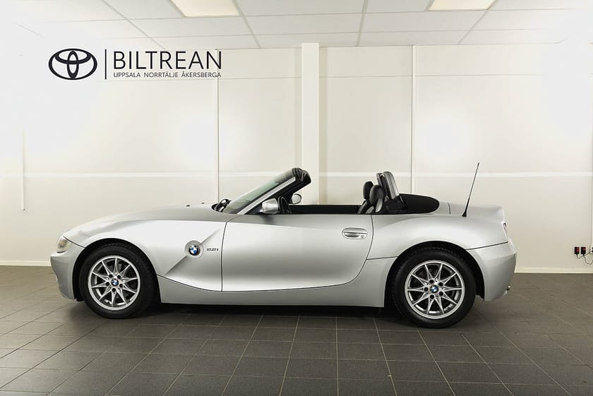 Bild 2 av BMW Z4 2.2i 170hk Automat Svensksåld Skinn
