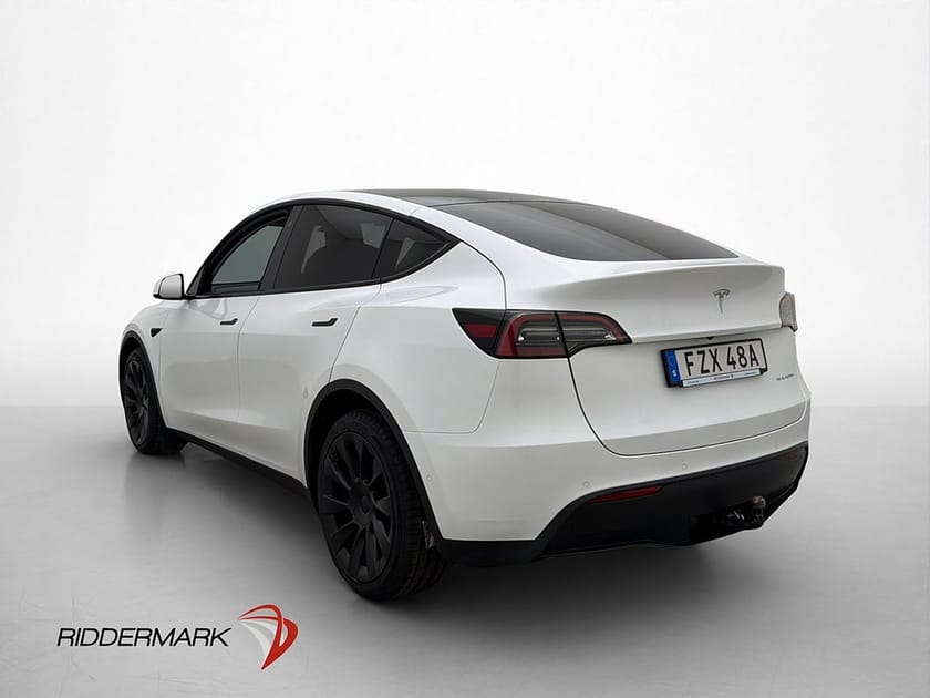 Bild 5 av Tesla Model Y Long Range AWD Dragkrok Pano AP MOMS