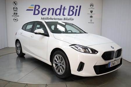 BMW 120 Automat / Nav. / Rattvärme / Backkamera