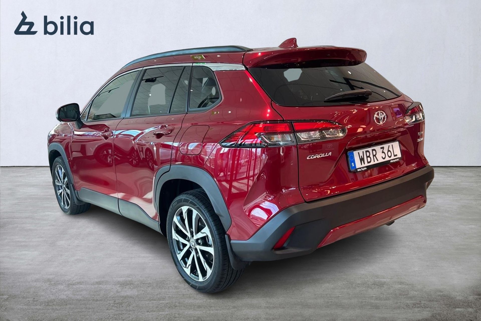 Toyota Corolla Cross 1,8 HYBRID STYLE 2024, bild 2/10
