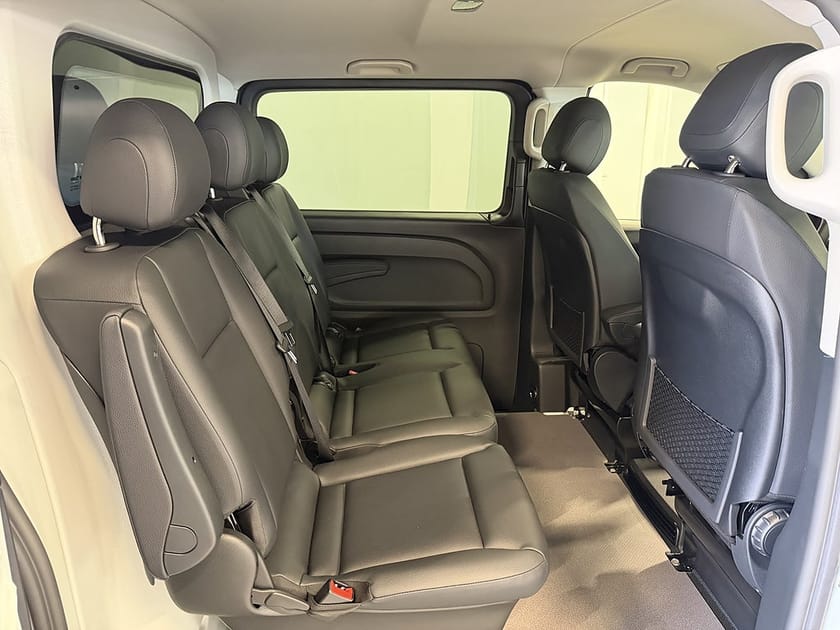 Bild 4 av Mercedes-Benz Vito Tourer 124 CDI 4x4 3.1t