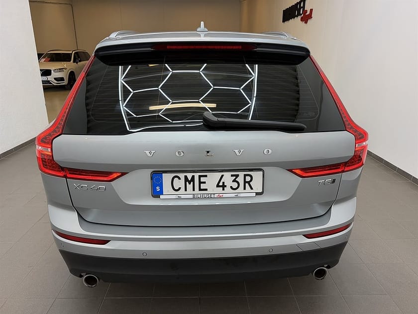 Bild 4 av Volvo XC60 T5 AWD 250hk Värmare/Navi/Bkamera/Krok/Carplay