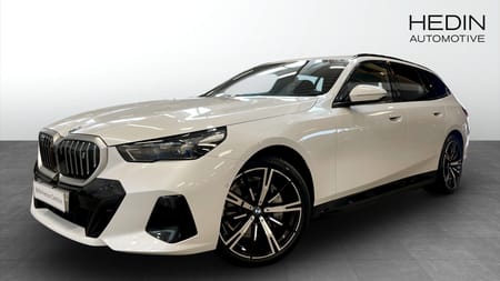 BMW i5 xDrive40 Touring M-Sport Drag H/K Rattvärme