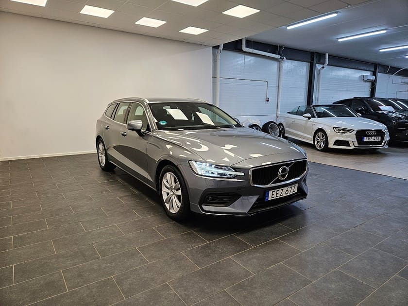 Bild 5 av Volvo V60 D4 190hk AWD 4x4 Momentum Navi Drag Backkamera