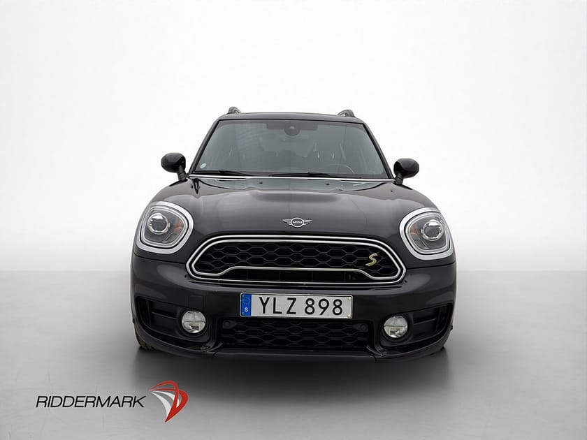 Bild 2 av MINI Countryman Cooper SE ALL4 224hk Salt II Navi Halvskinn
