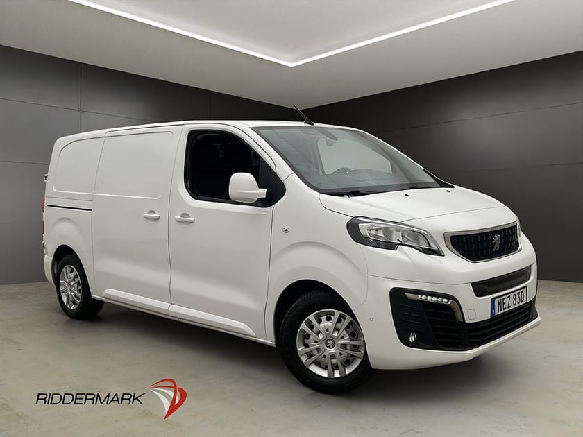 Bild 1 av Peugeot e-Expert L2 B-Kamera 3-Sits Farthållare CARPLAY Moms