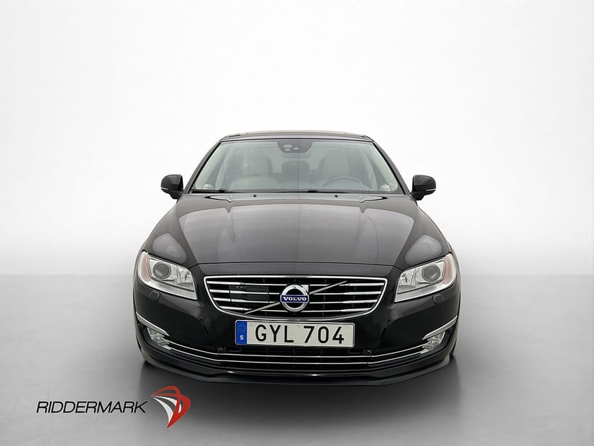 Bild 2 av Volvo S80 D4 Classic Summum Taklucka Navi Värmare VOC Skinn