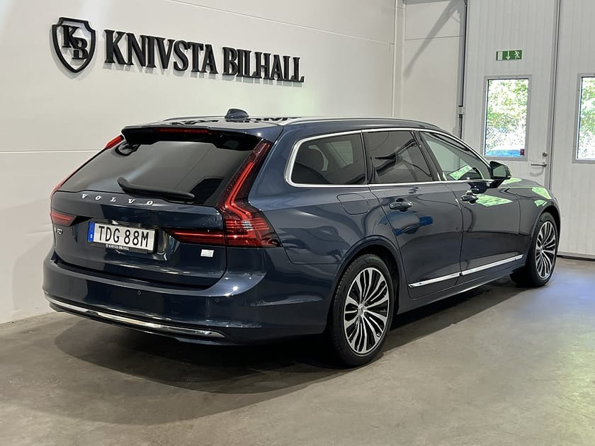 Bild 4 av Volvo V90 Recharge T6 AWD Core Edition Moms BLIS 350hk
