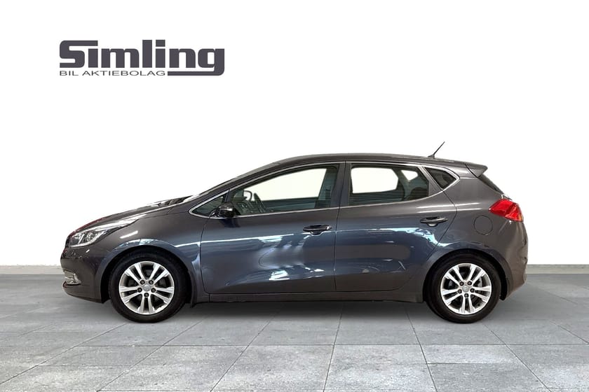 Bild 3 av Kia cee'd 1.6 GDI Automat EX Comfort / Vinterhjul