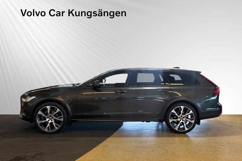 Bild 3 av Volvo V90 Cross Country B4 AWD Diesel Adv SE Pano 21" Harman/Kardon Selekt
