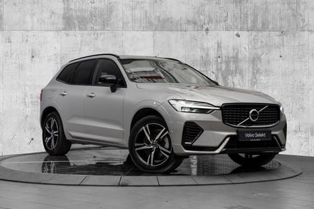 Volvo XC60 T6 AWD Plug In Hybrid Ultra Dark 350Hk. Topputstyrt!