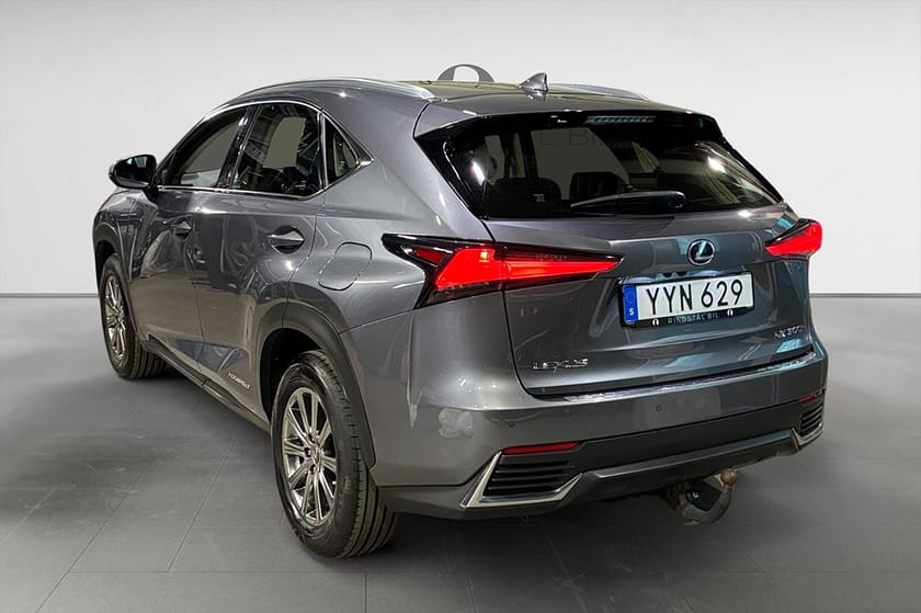 Bild 5 av Lexus NX 300h AWD 197 HK HYBRID AUT BUSINESS DRAG NAVI SKINN 18"