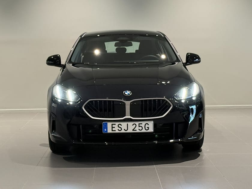 Bild 2 av BMW 120 Aut Nav Drive/Park Assist Rattvärme 17"
