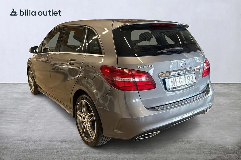 Bild 3 av Mercedes-Benz B 180 d AMG Sport / Backkamera