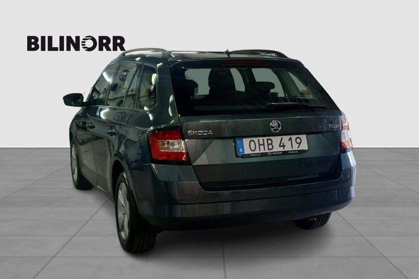 Bild 2 av Škoda Fabia Kombi 1.2 TSI Style | Vinterhjul | Motorvärmare | Drag |