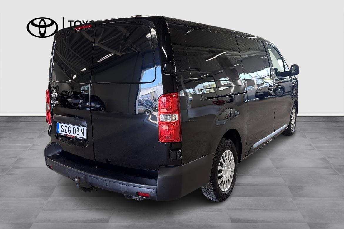 5 / 11