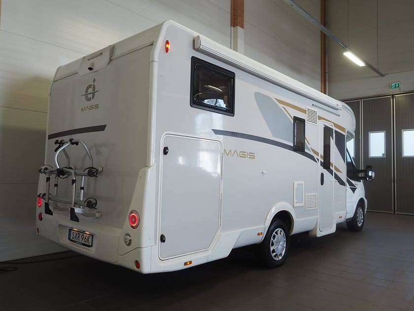 Bild 4 av Caravans International Campervan Ford Ci Magis 84 XT 160hk Automat Långbädd Markis Taksäng Solcell