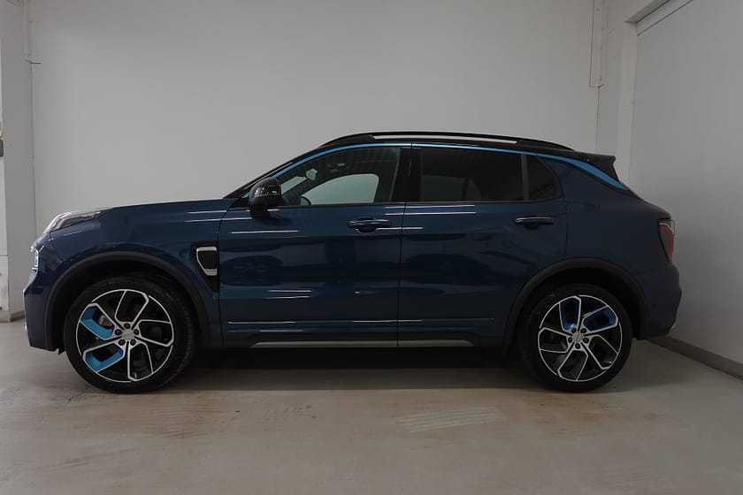 Bild 4 av Lynk & Co 01 PHEV DCT EMOMS Panorama Adap-F Ambient 360° Infinity