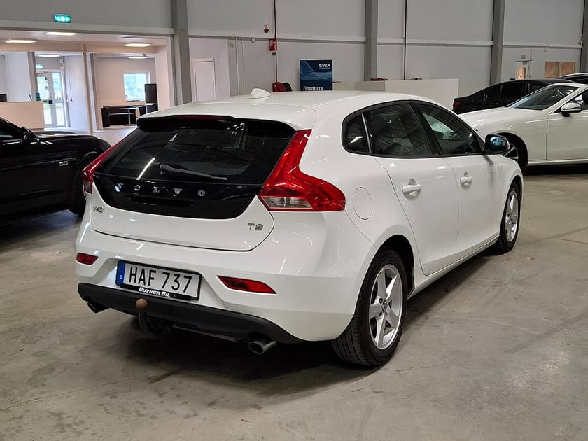 Bild 2 av Volvo V40 T2 Kinetic Vhjul Drag