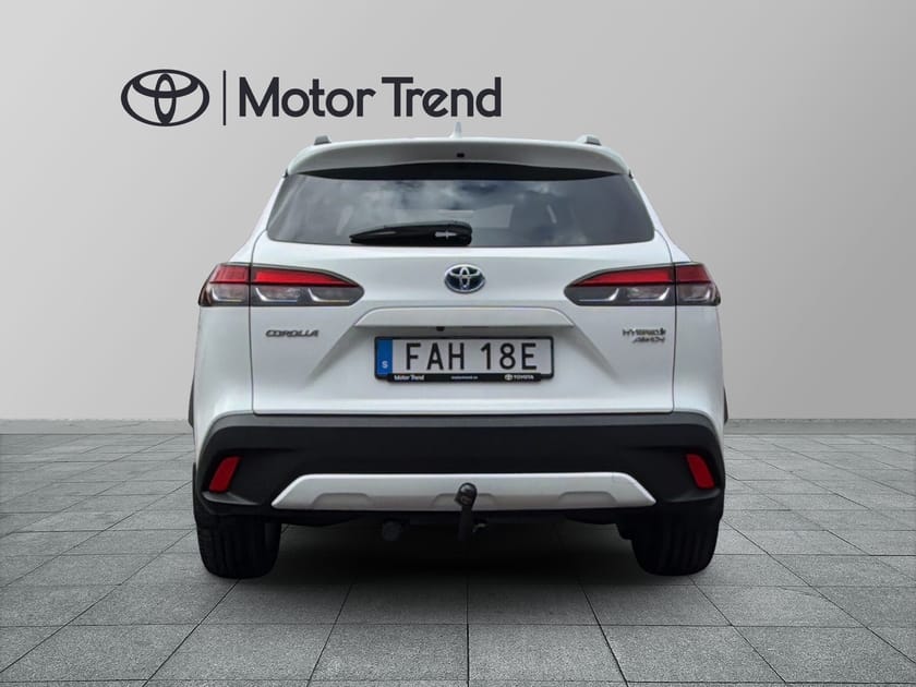 Bild 5 av Toyota Corolla Cross Hybrid AWD-i e-CVT 197hk,Executive,Drag