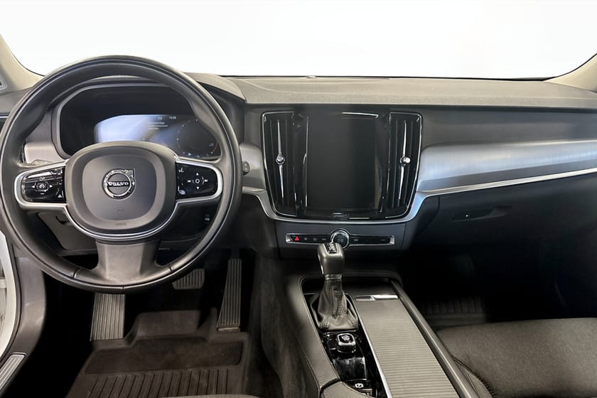 Bild 4 av Volvo V90 D4 Momentum SE II