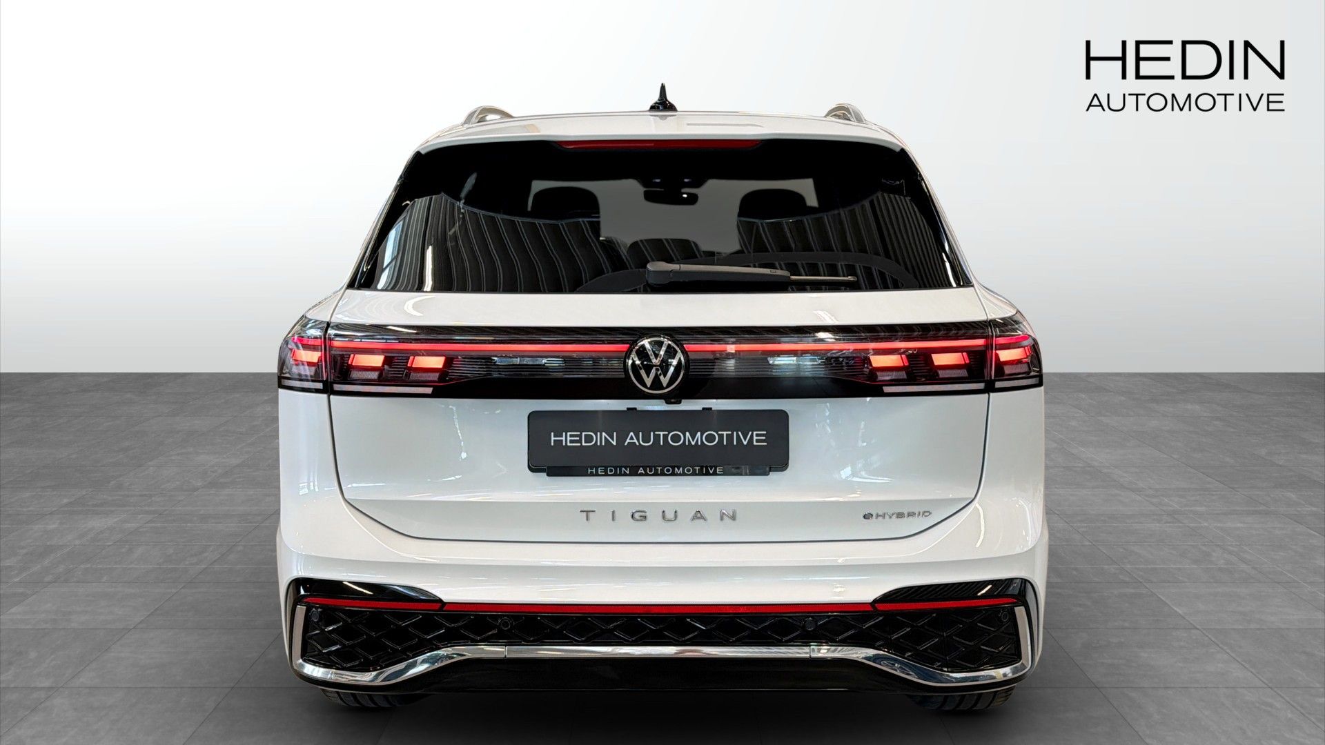 Volkswagen Tiguan eHybrid 2025, photo 7/10
