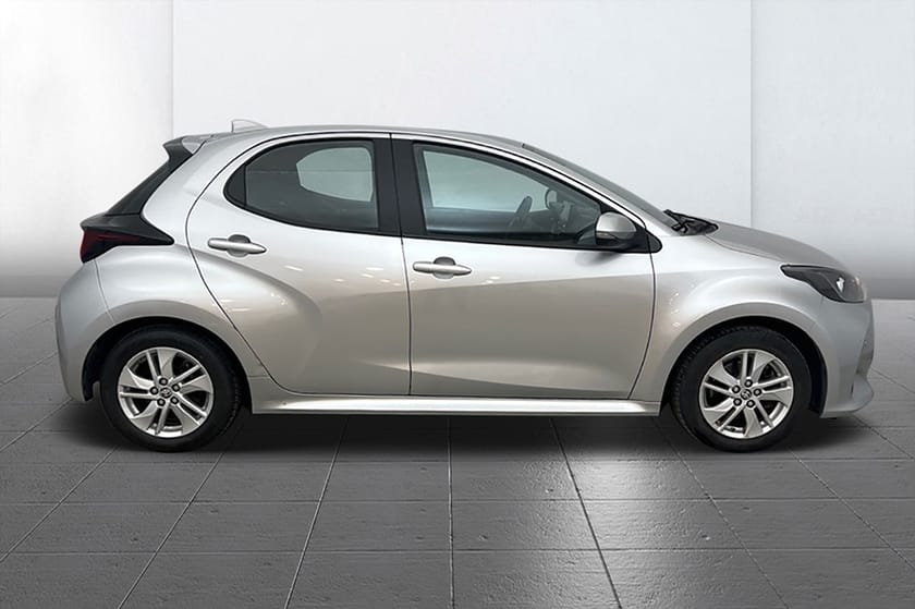 Bild 4 av Toyota Yaris Hybrid Rattvärme Kamera Adaptiv FH MOMS 116hk