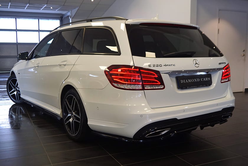 Bild 4 av Mercedes-Benz E 220 T BlueTEC 4MATIC 220d  Edition kamera Drag