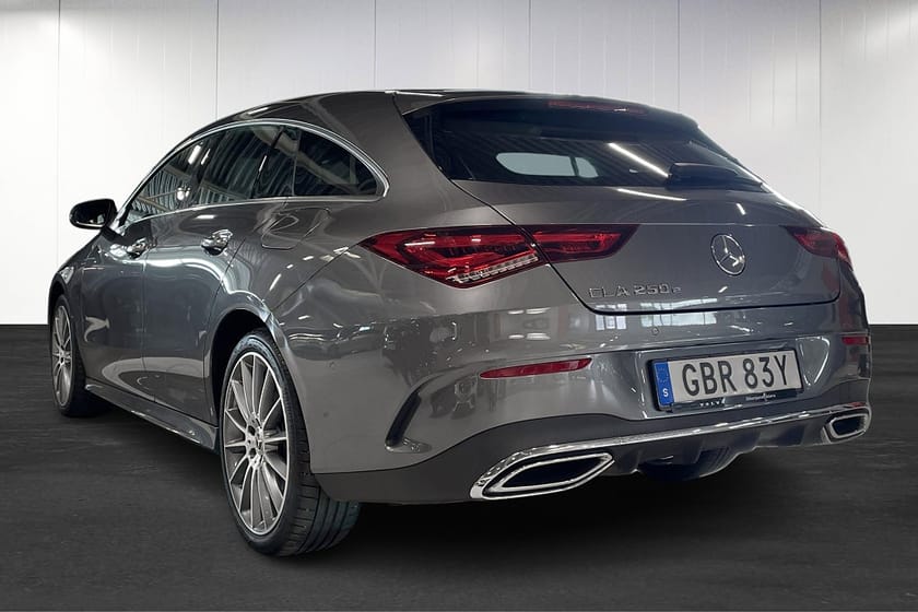 Bild 3 av Mercedes-Benz CLA 250 e Shooting Brake 250e AMG-Line Keyless Pano Drag Värmare