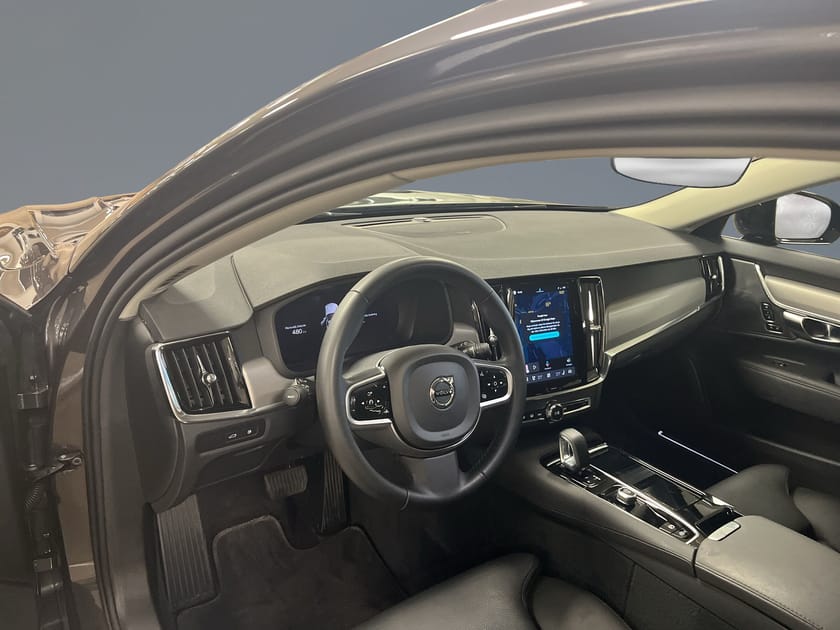 Bild 5 av Volvo V90 T6 AWD Plus Dark Nordic Edition//360-kamera//Drag//