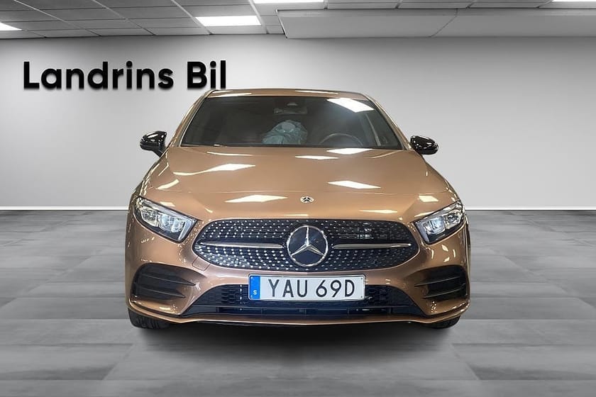 Bild 2 av Mercedes-Benz A 250 e 8G-DCT AMG / Night / Widescreen