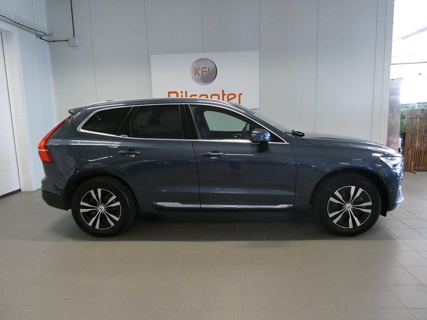 Bild 3 av Volvo XC60 Recharge T6 AWD 360°-Pano-Navi-Värmare-Carplay-SoV