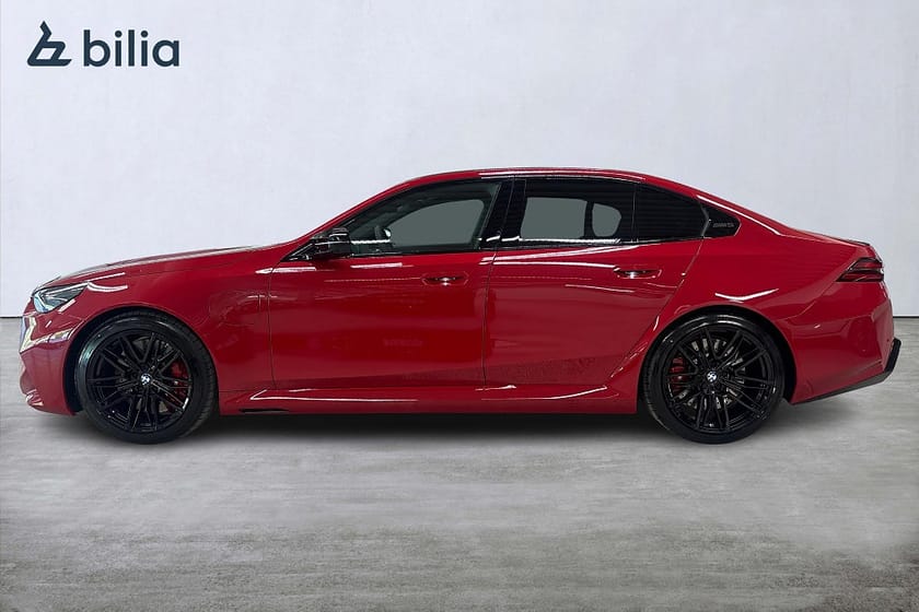 Bild 3 av BMW M5 DEMOBIL| M Driver´s Package | B&W | Aktiv farth. | Pano