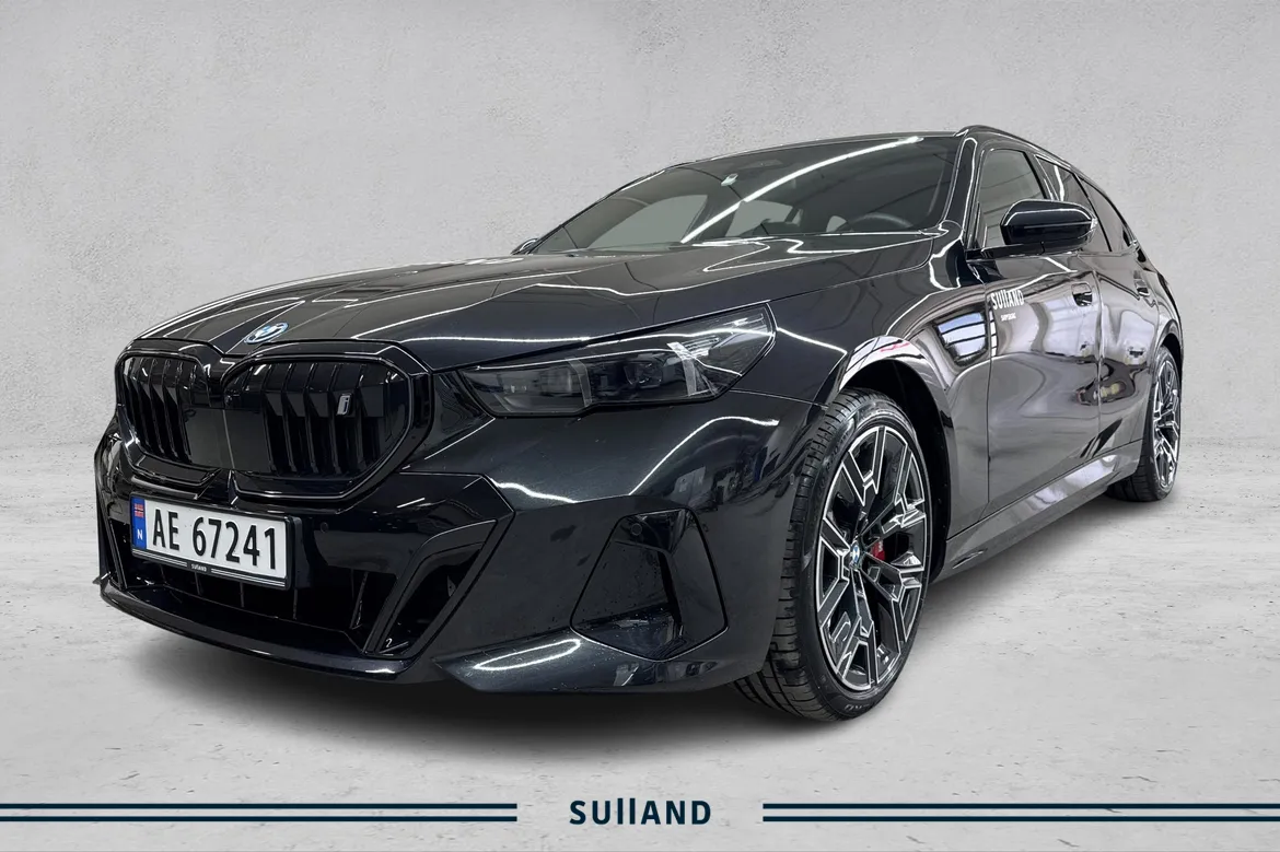 Bilde av BMW i5 xDrive40 Touring