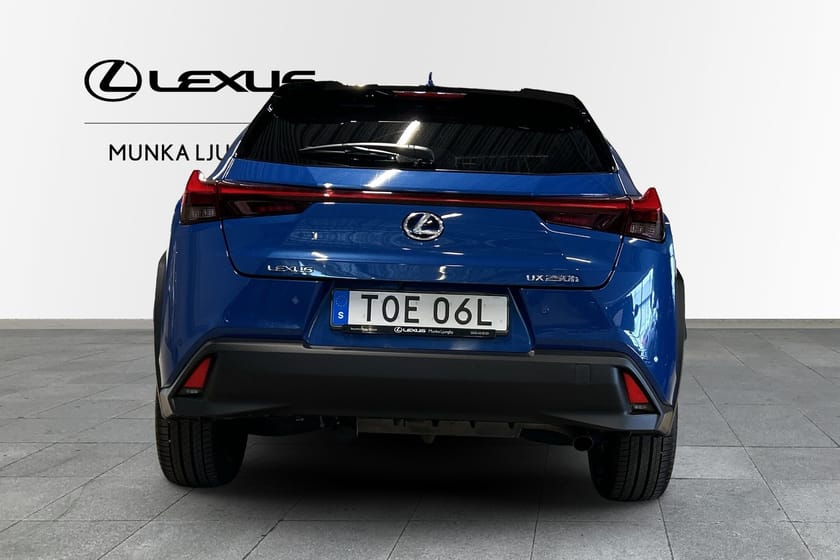 Bild 5 av Lexus UX 250h Comfort Sport Edition Dragkrok