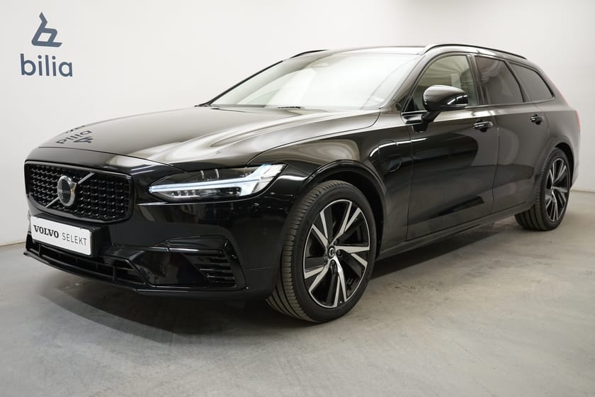 Bild 1 av Volvo V90 Recharge T6 Plus Dark Edition, Taklucka, Dragkrok, HarmanKardon PremiumSound