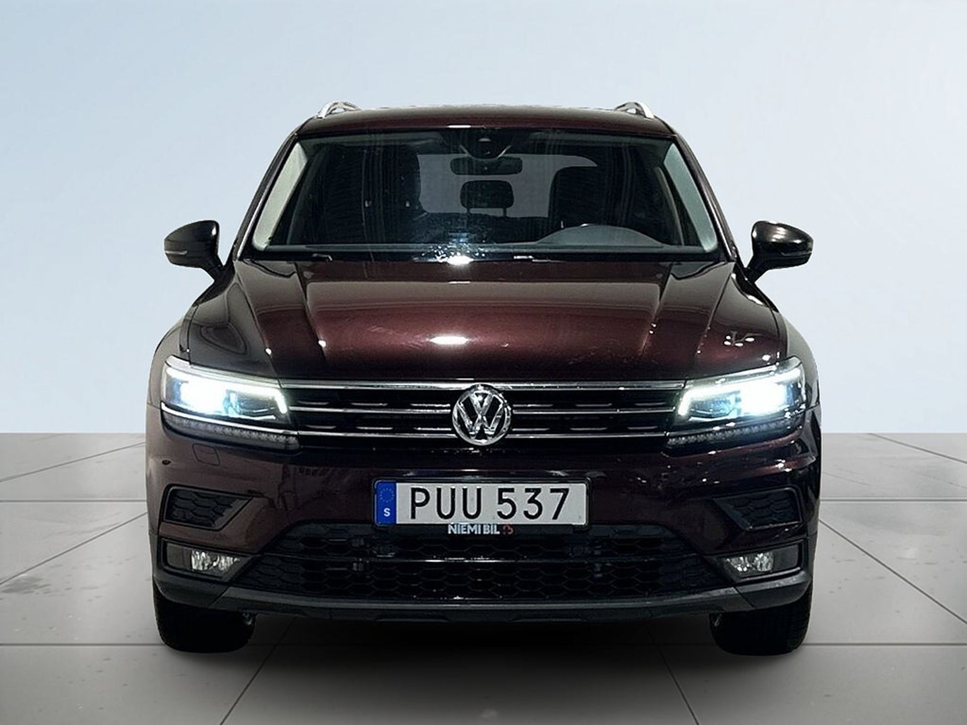 Volkswagen Tiguan 2018, bild 2/10
