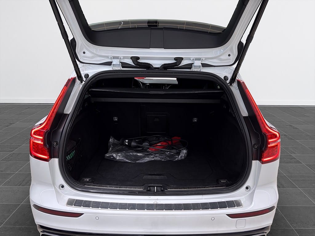 Volvo V60 Recharge T6 AWD Geartronic, 341hk, 2022