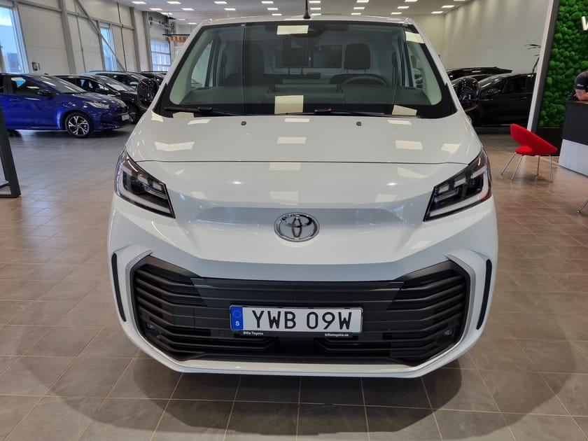 Bild 4 av Toyota Proace L1 LONG 2,2D 180 HK AUTO PROFESSIONAL 2 DÖRRAR