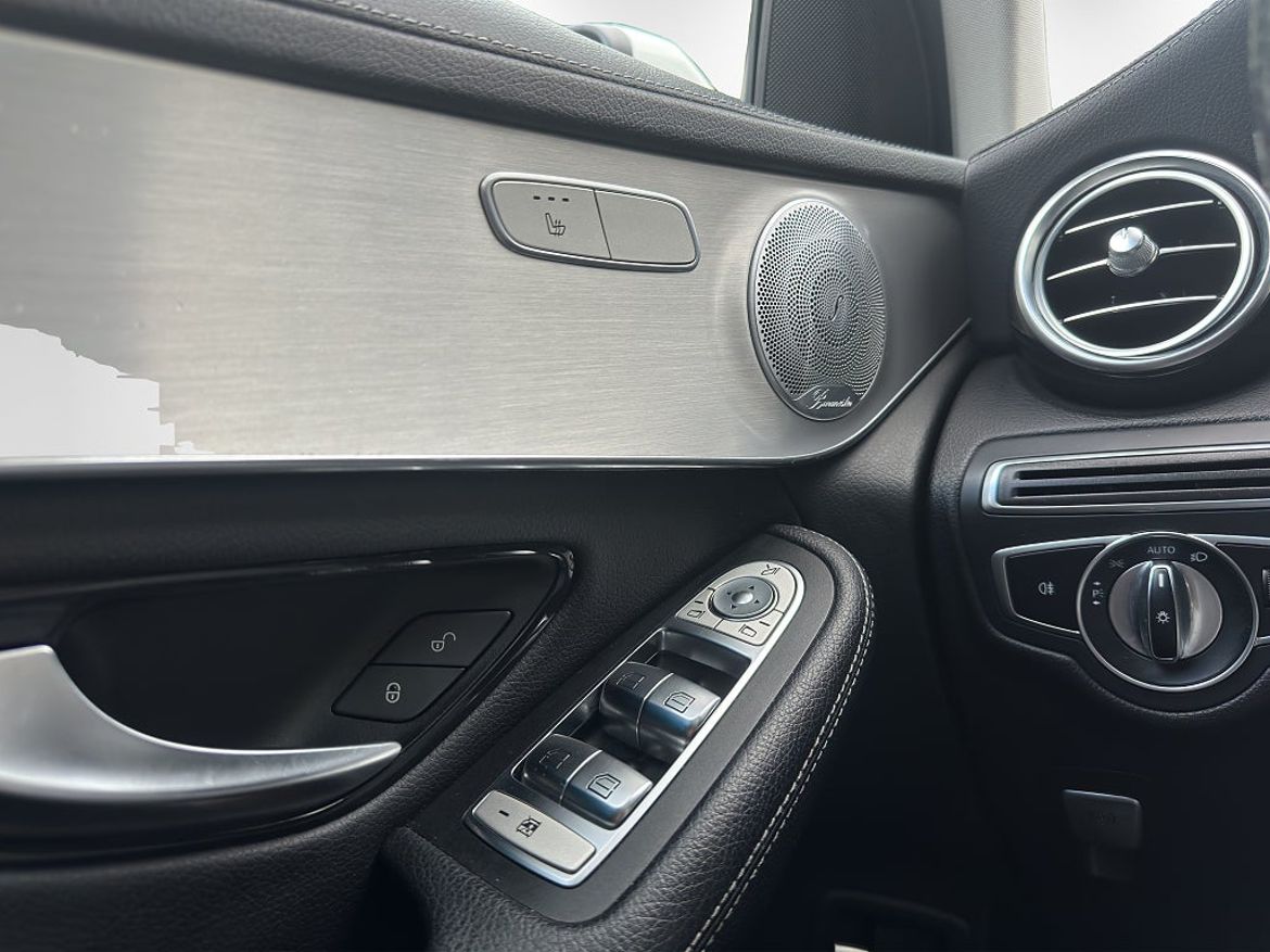 Mercedes-Benz GLC 220 d 4MATIC